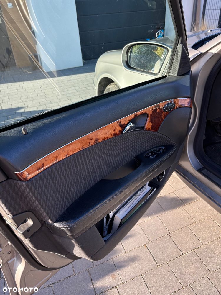 Mercedes-Benz Klasa E - 10