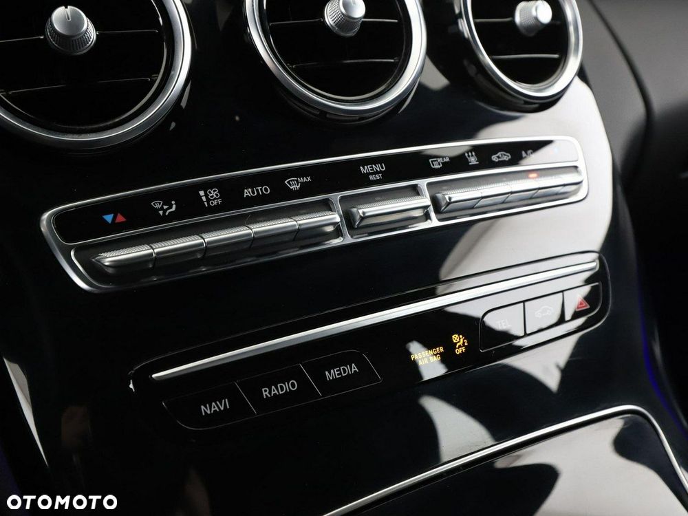 Mercedes-Benz Klasa C 300 de 9G-TRONIC AMG Line - 32