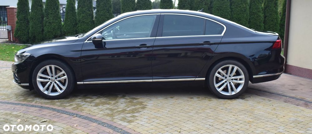 Volkswagen Passat - 4