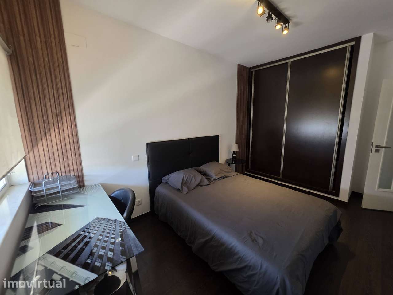 APARTAMENTO T4 REMODELADO | HABITAÇÃO OU INVESTIMENTO - Grande imagem: 4/19