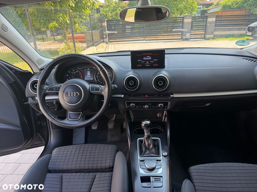 Audi A3 Sportback - 13