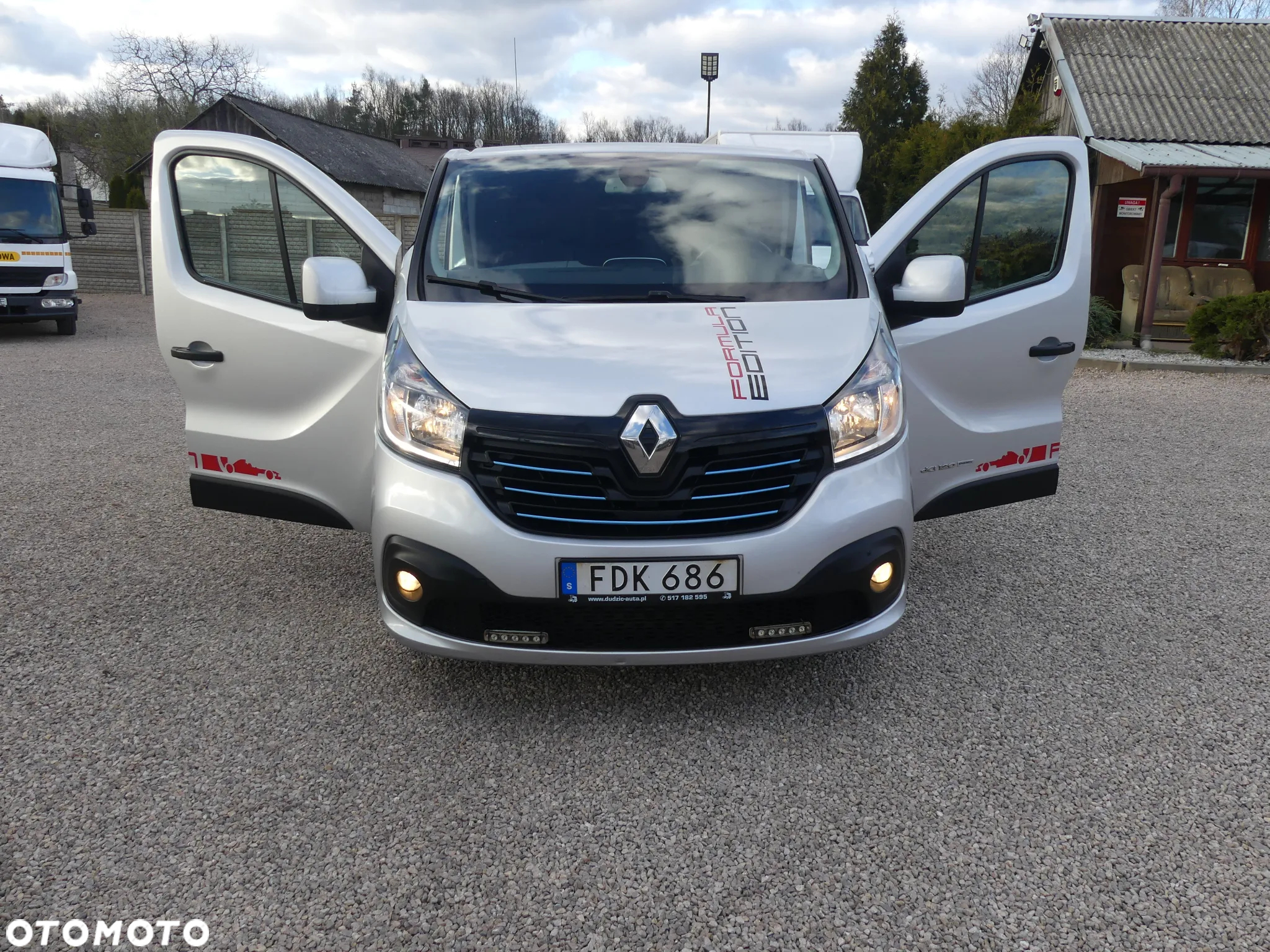 Renault TRAFIC FORMUŁA EDITION - 37