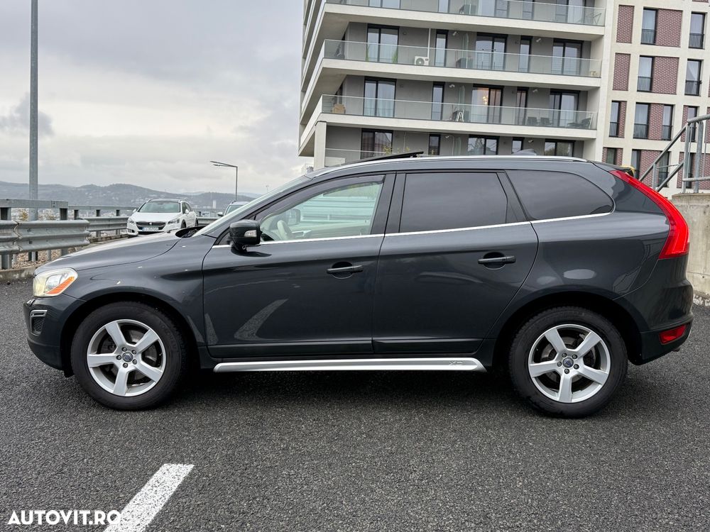 Volvo XC 60 D5 AWD Aut. RDesign - 3