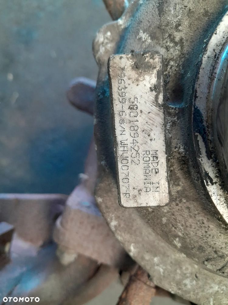 Turbina chłodzona cieczą EURO 6 Iveco Daily 3.0L Adblue 5801894252 - 3
