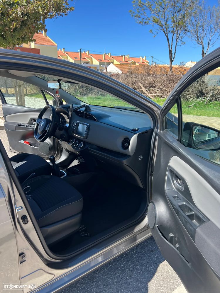 Toyota Yaris - 16
