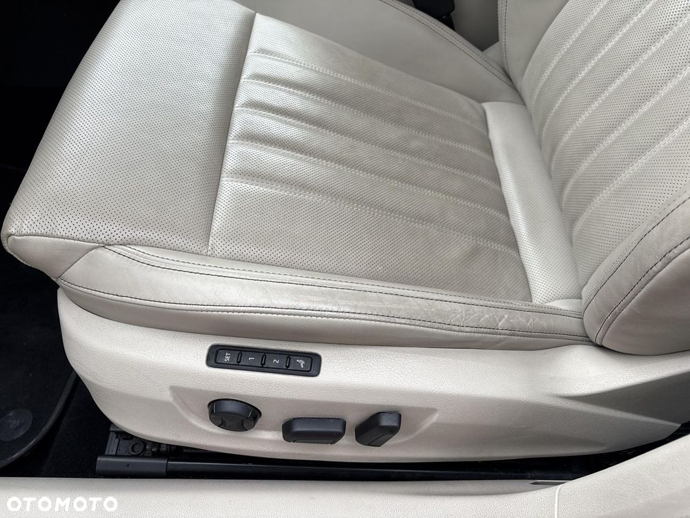 Skoda Superb 2.0 TSI 4x4 L&K DSG - 11