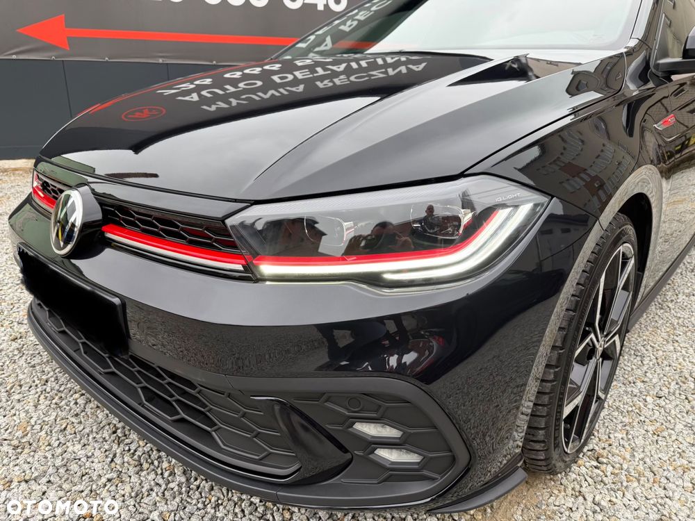 Volkswagen Polo 2.0 TSI DSG GTI - 11