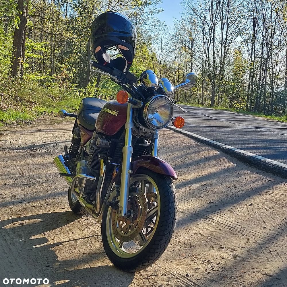 Kawasaki Zephyr - 2