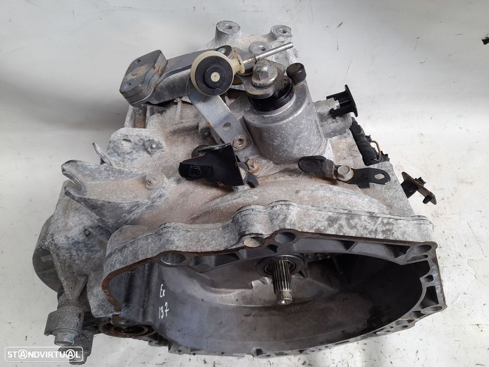 Caixa de velocidades manual OPEL Astra J - 2