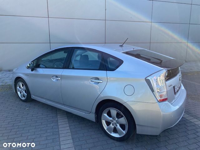 Toyota Prius (Hybrid) Comfort - 12