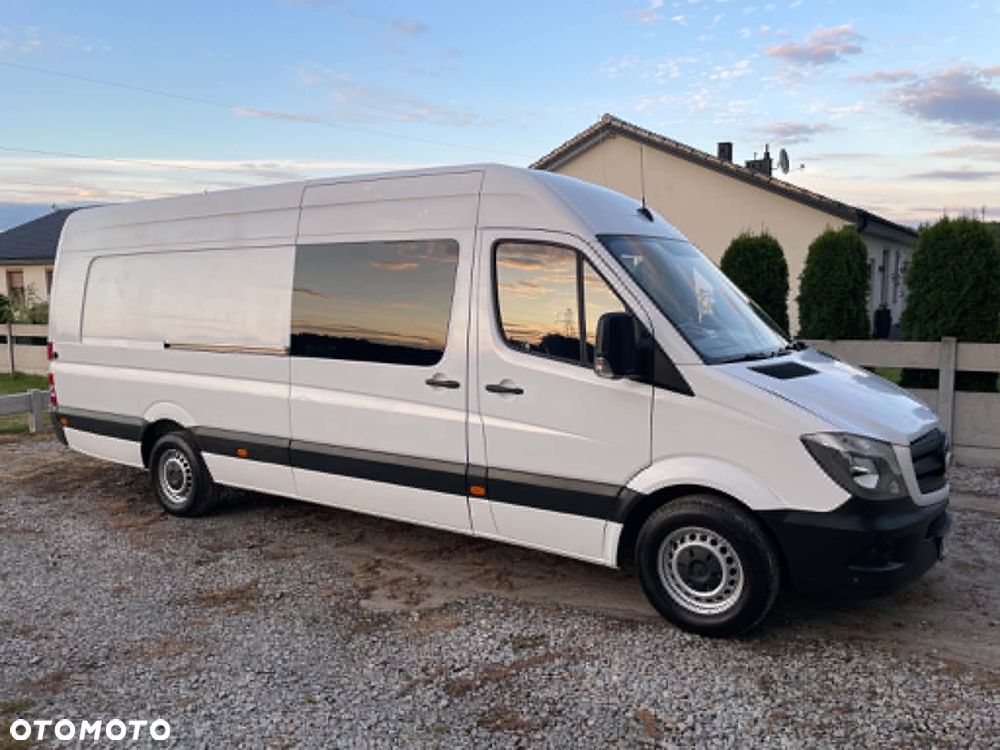 Mercedes-Benz Sprinter - 2