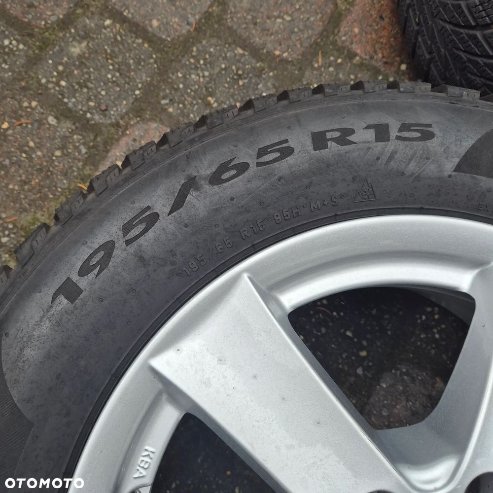 ZIMA KOŁA 195/65 R15 OPEL ASTRA J K CHEVROLET CRUZE PIRELLI 2024r +czujniki - 7