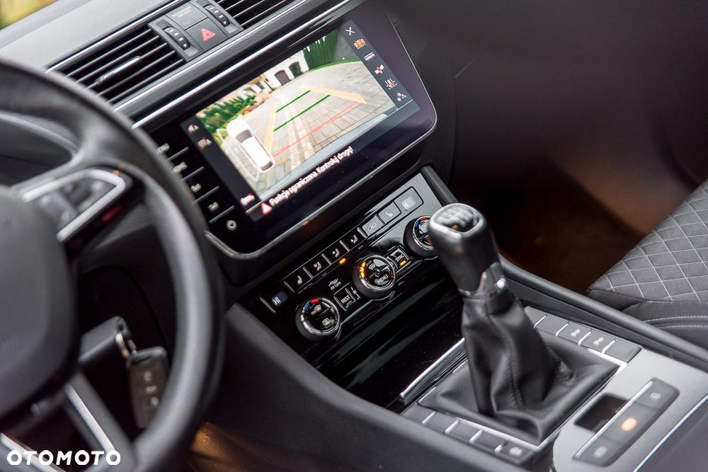 Skoda Superb 1.6 TDI Style - 16