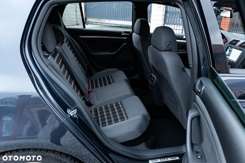 Volkswagen Golf 2.0 GTI - 20