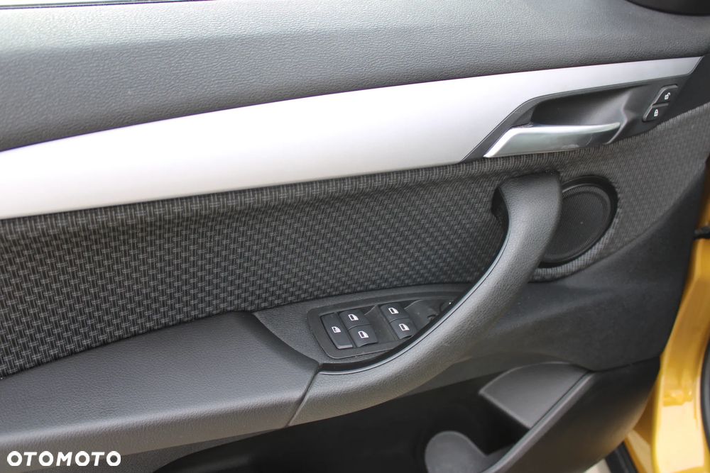 BMW X2 sDrive18i - 23