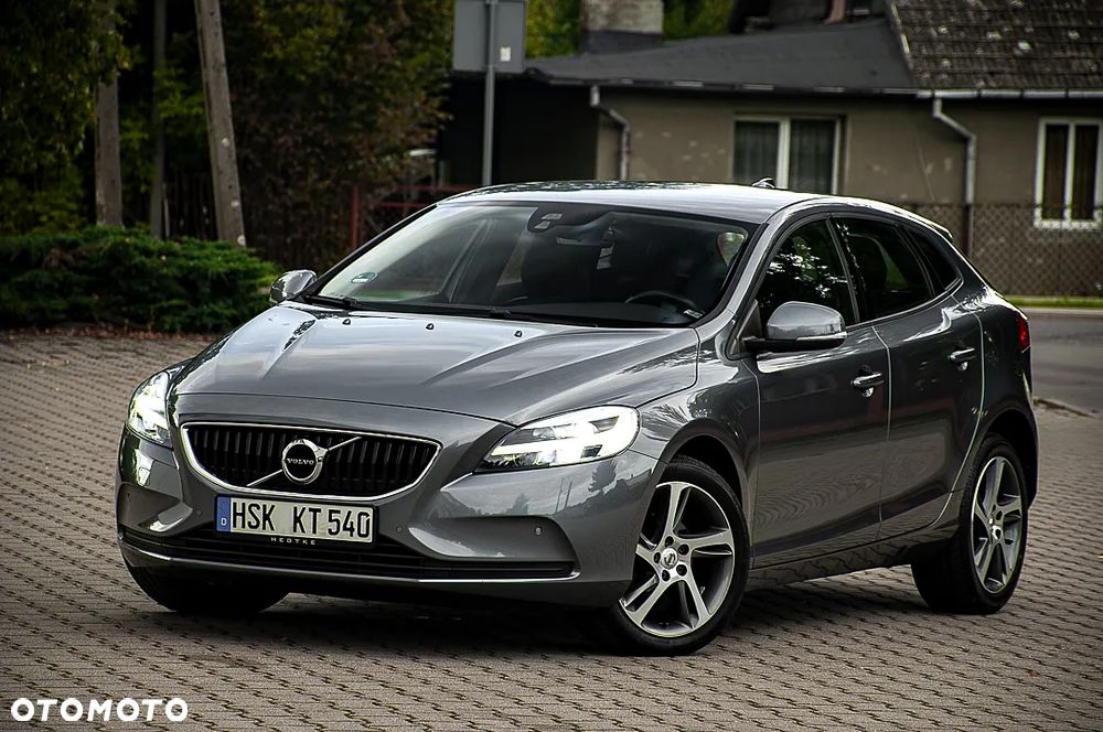 Volvo V40 D2 Drive-E Momentum - 3