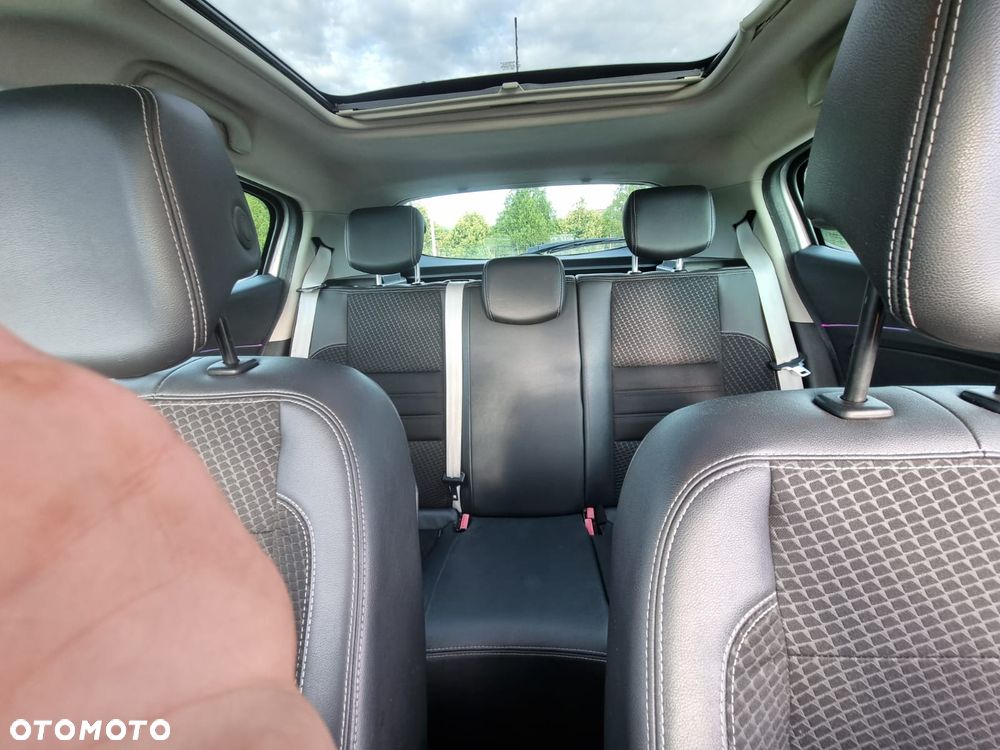 Renault Megane 1.6 dCi Energy Bose Edition - 27