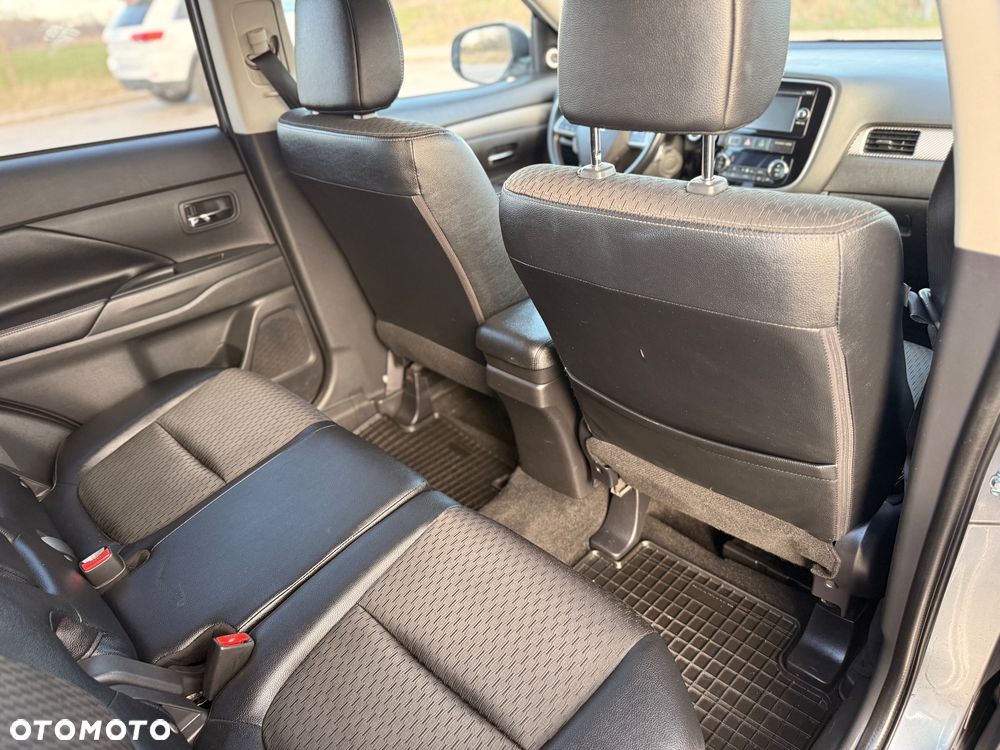 Mitsubishi Outlander 2.2 DID Intense + 4WD - 11