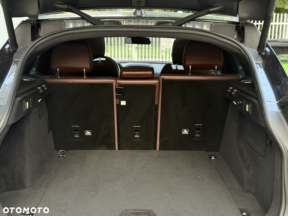 Jaguar F-Pace S AWD - 23