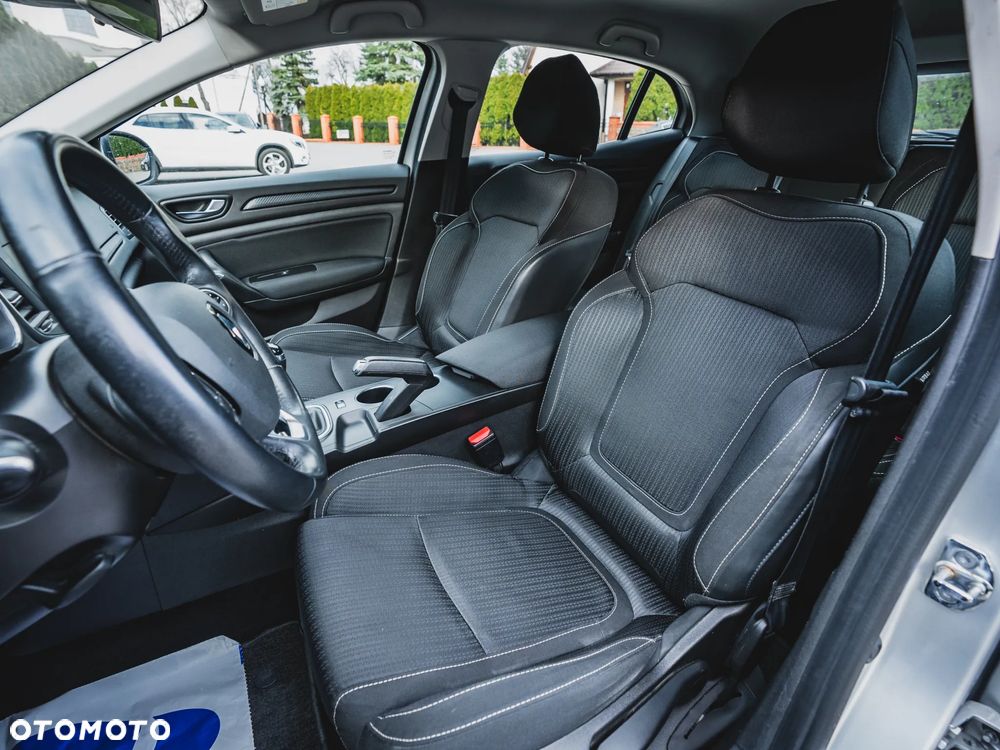 Renault Megane 1.5 Blue dCi Limited - 27