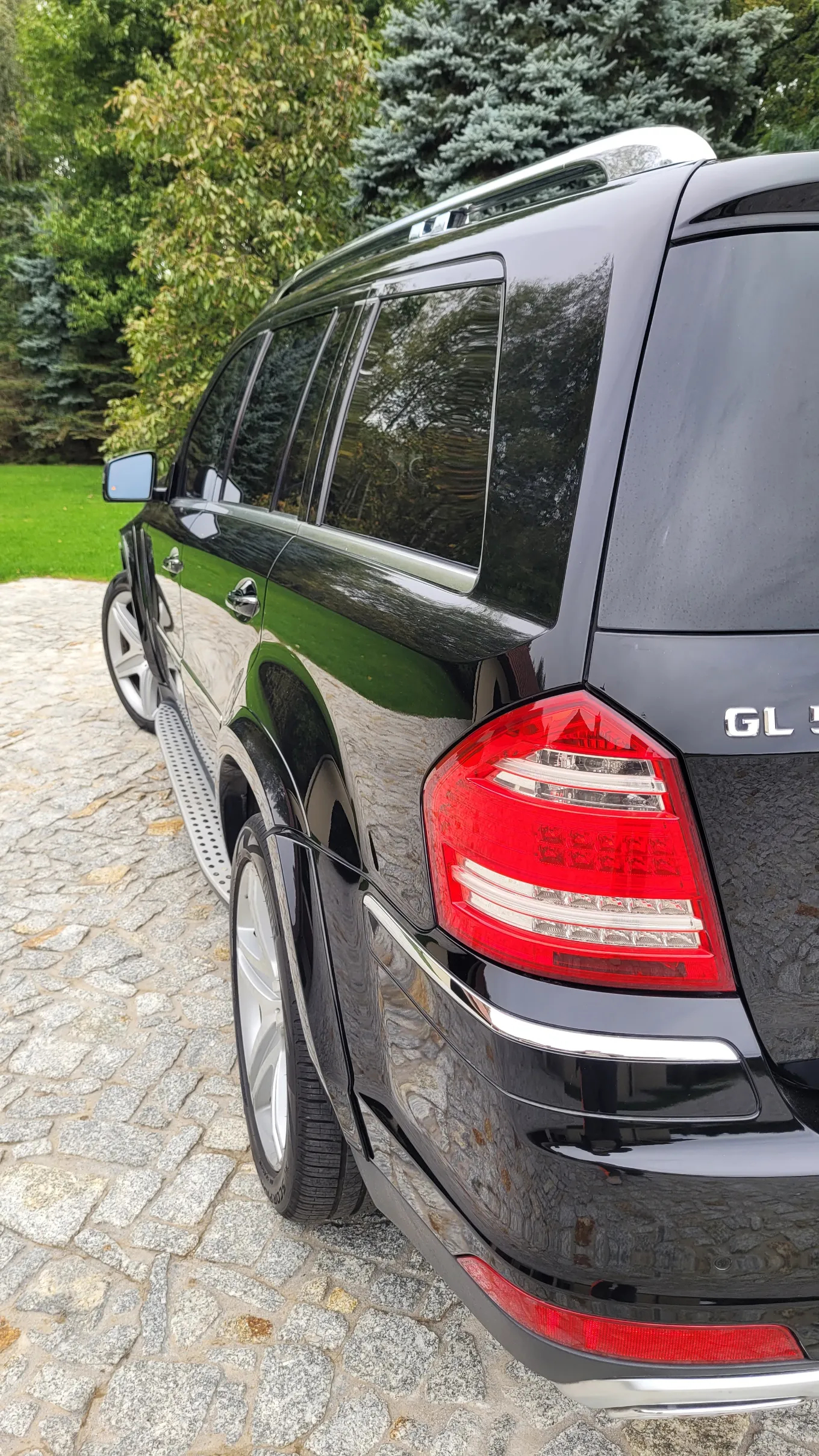 Mercedes-Benz GL 500 4Matic 7G-TRONIC Grand Edition - 16