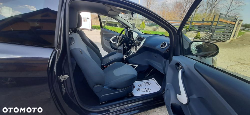 Ford KA - 37