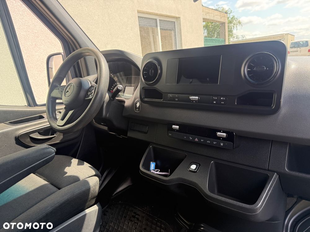 Mercedes-Benz Sprinter 906.255 7G-TRONIC Plus - 30