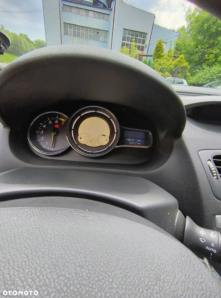 Renault Megane 1.6 16V Dynamique - 8