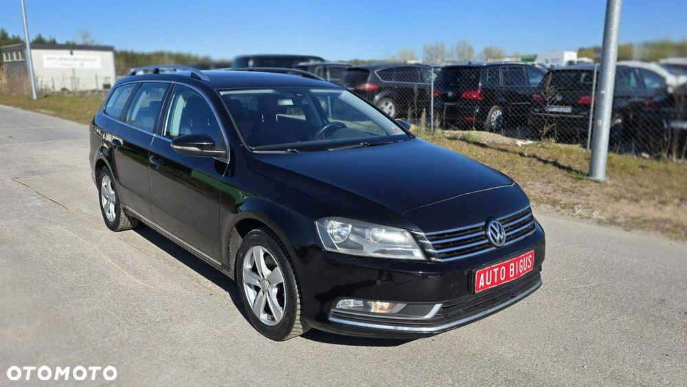 Volkswagen Passat - 4