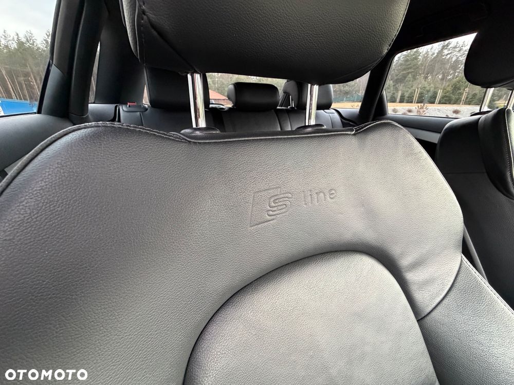 Audi A3 Sportback 2.0 TDI DPF quattro S line Sportpaket (plus) - 33