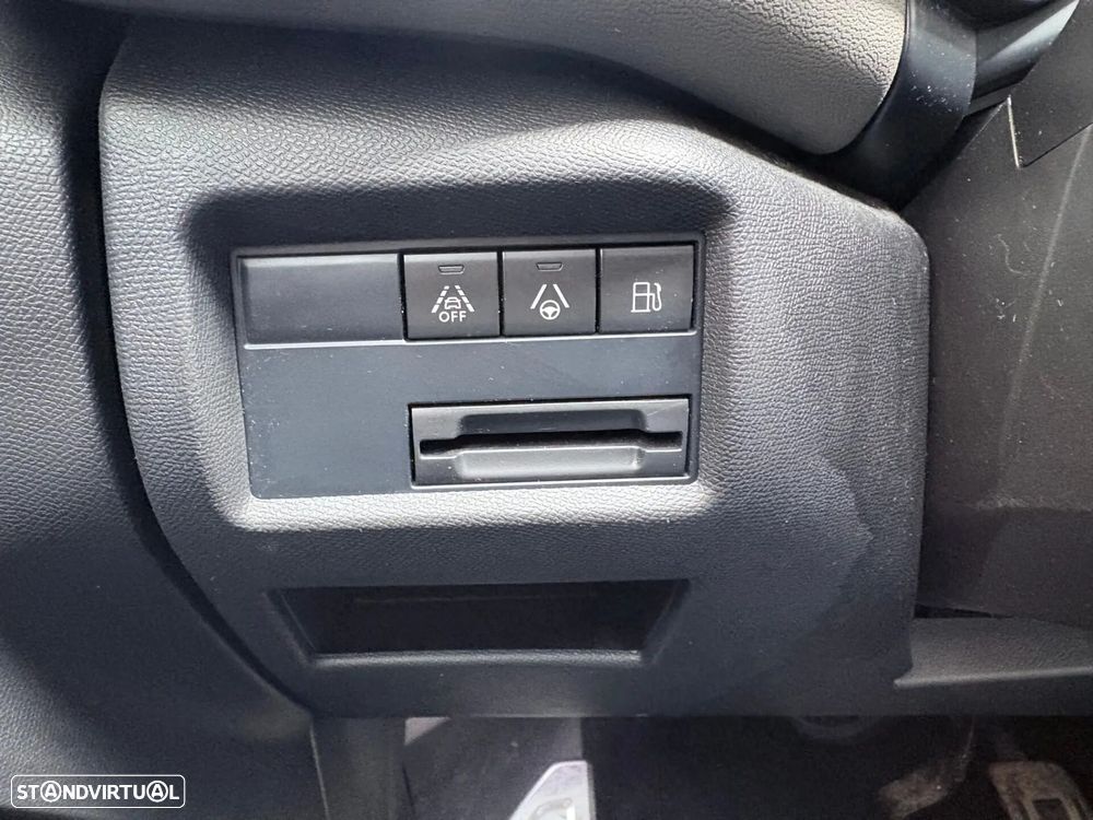 Citroën C5 Aircross 1.6 Hybrid Shine e-EAT8 - 36