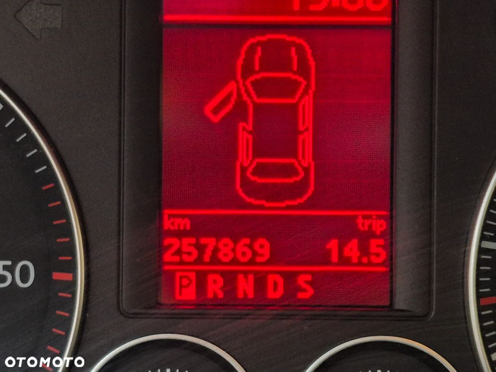 Volkswagen Jetta 2.0 TDI Comfortline DSG - 11