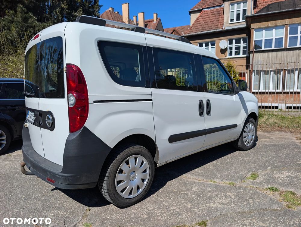 Opel COMBO VAN - 4
