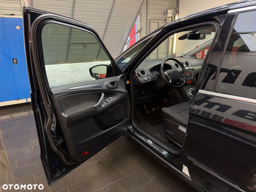 Ford S-Max - 18