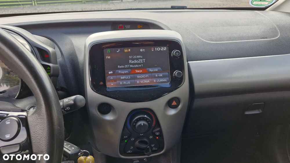 Toyota Aygo x-play - 11