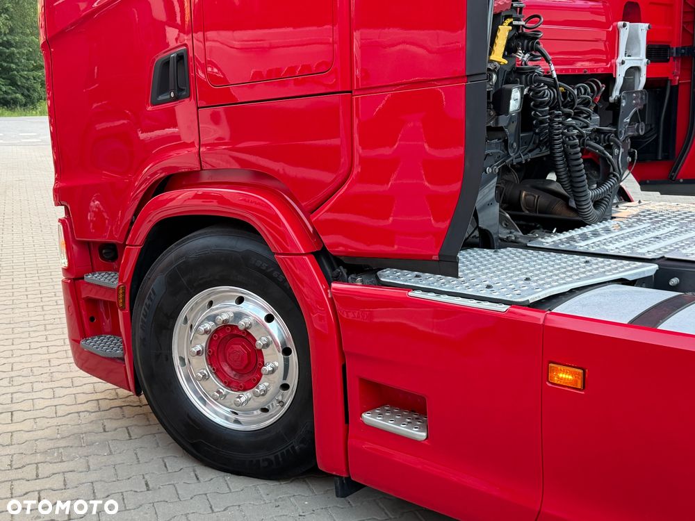 Scania 540S na starym silniku pojedyncze głowice bez egr perfekcyjny stan cala na poduszkach z Niemiec kontrakt ASO - 17