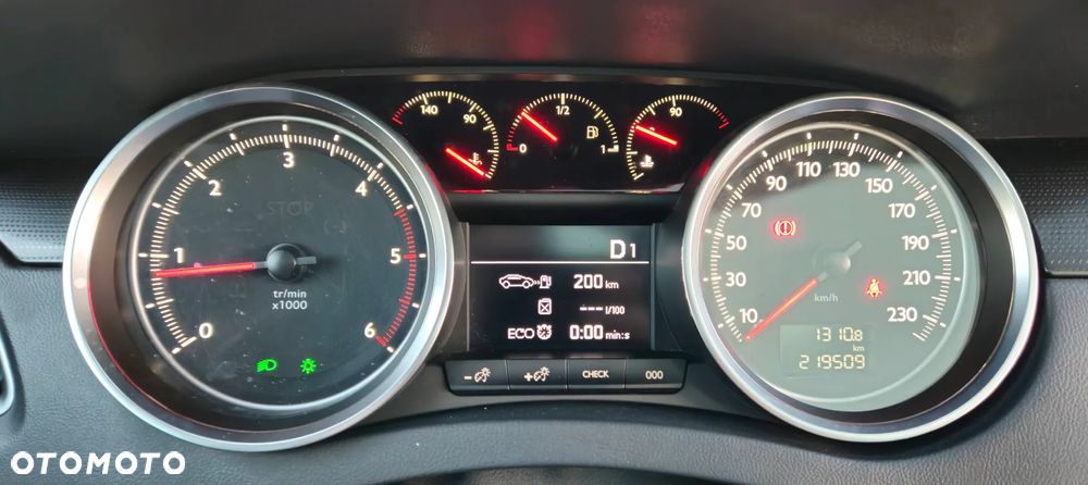Peugeot 508 SW BlueHDi FAP 180 Automatik Stop&Start Allure - 15