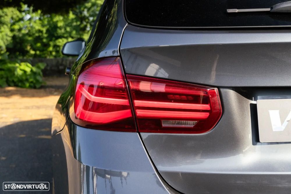 BMW 318 d Pack Desportivo M Auto - 42