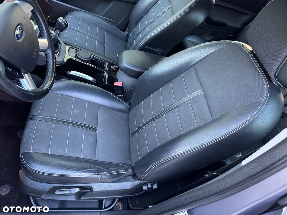 Ford Kuga 2.0 TDCi 4WD Titanium - 22