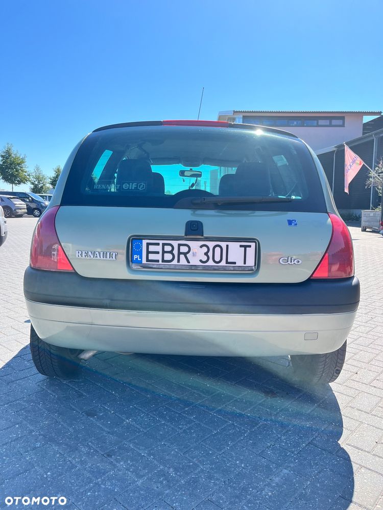 Renault Clio 1.2i MTV - 5