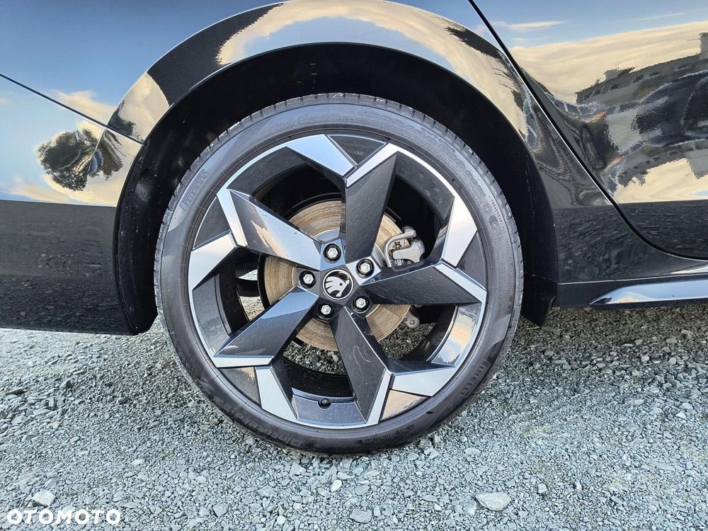 Skoda Superb 2.0 TSI Sportline DSG - 18