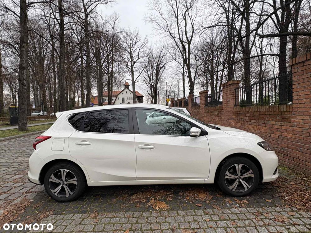 Nissan Pulsar 1.2 DIG-T Tekna EU6 - 14