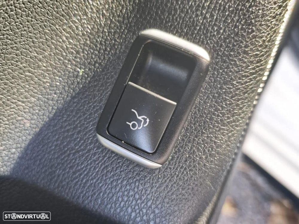 Mercedes-Benz CLA 200 - 42