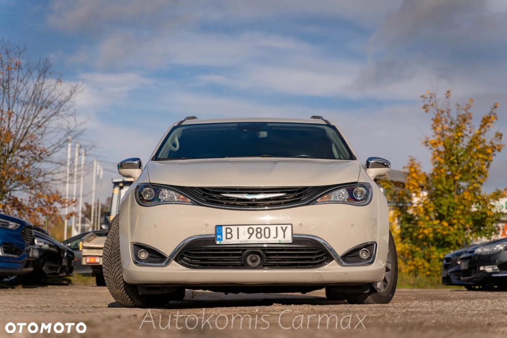 Chrysler Pacifica - 3
