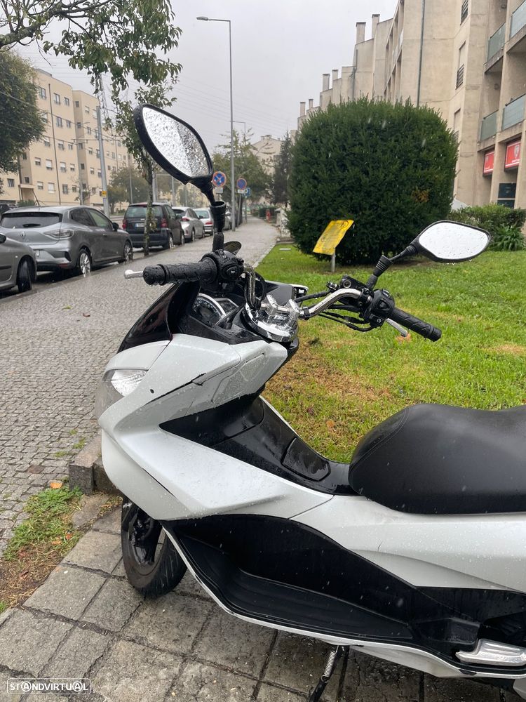 Honda PCX125 - 6