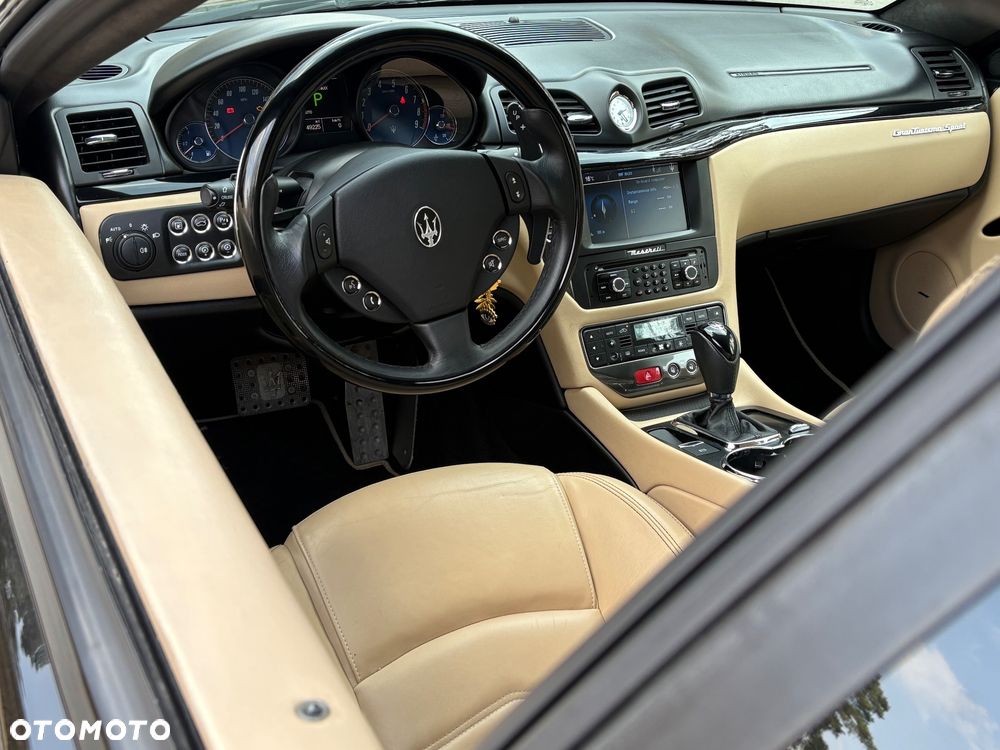 Maserati GranTurismo S Automatik - 10
