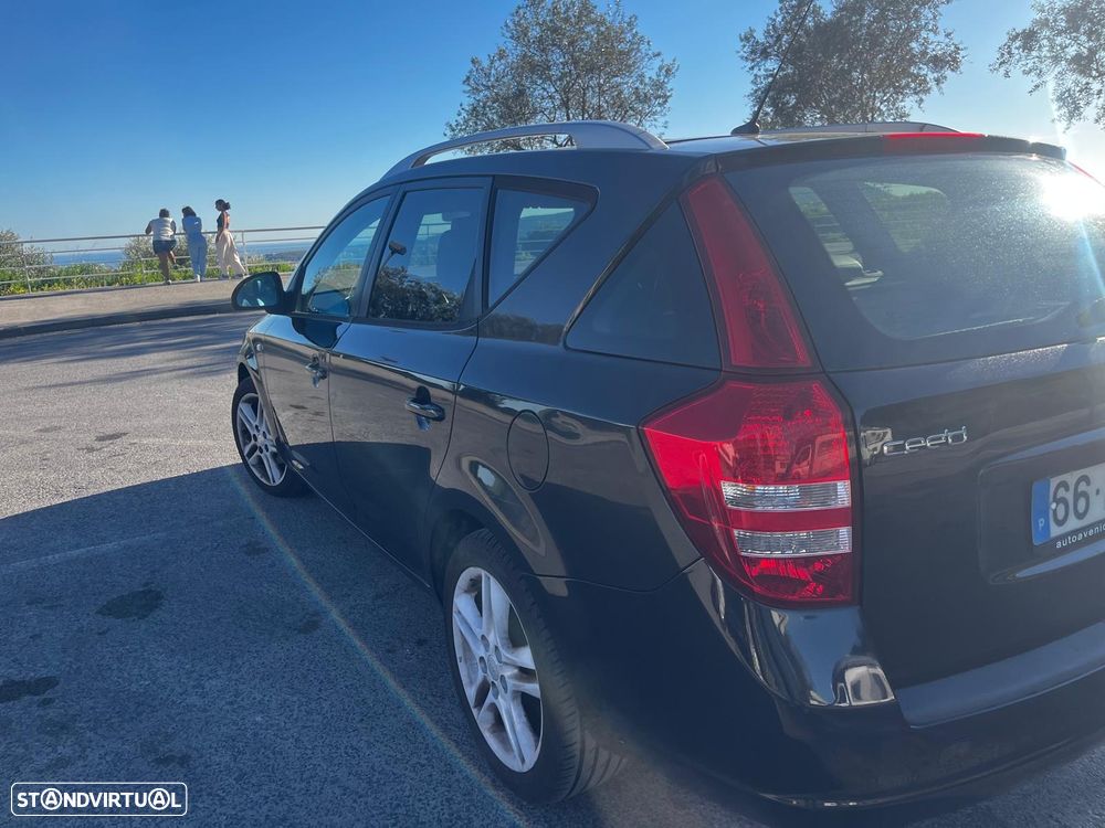 Kia Ceed SW 1.6 CRDi EX - 11