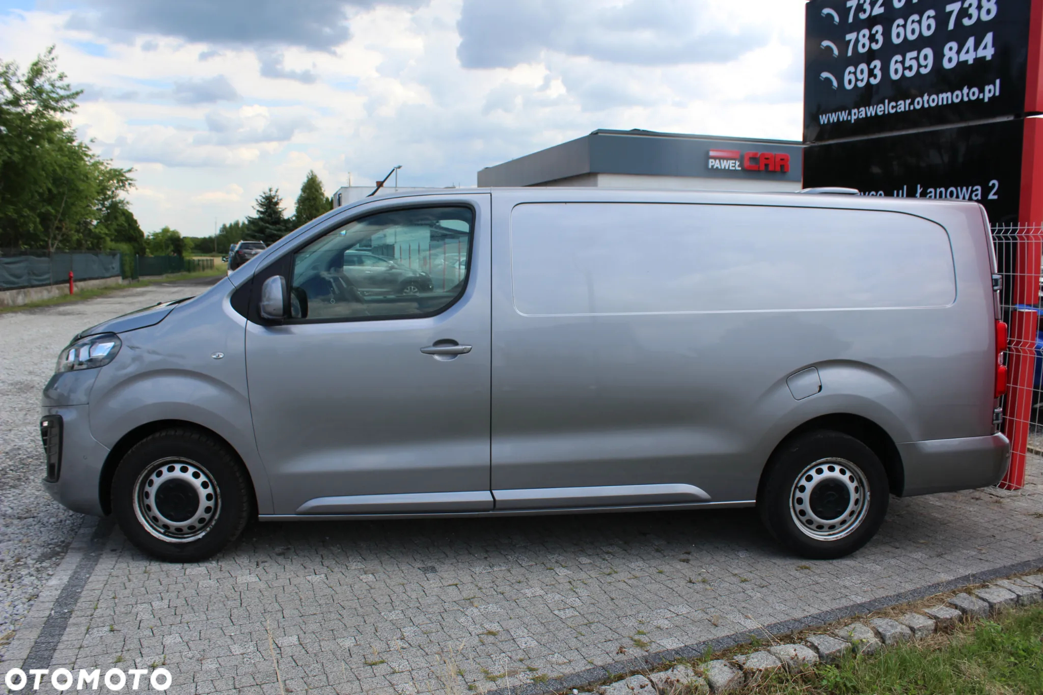 Opel Vivaro - 8
