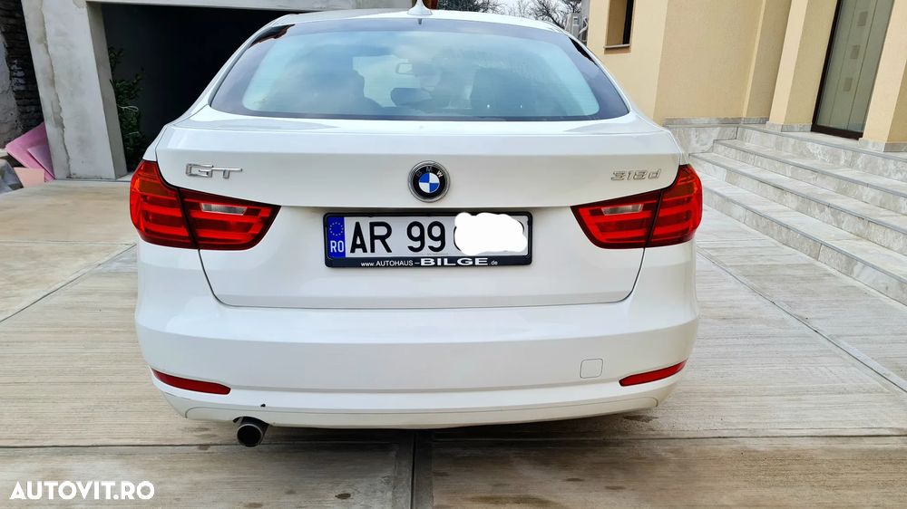 BMW Seria 3 318d Sport Line - 2