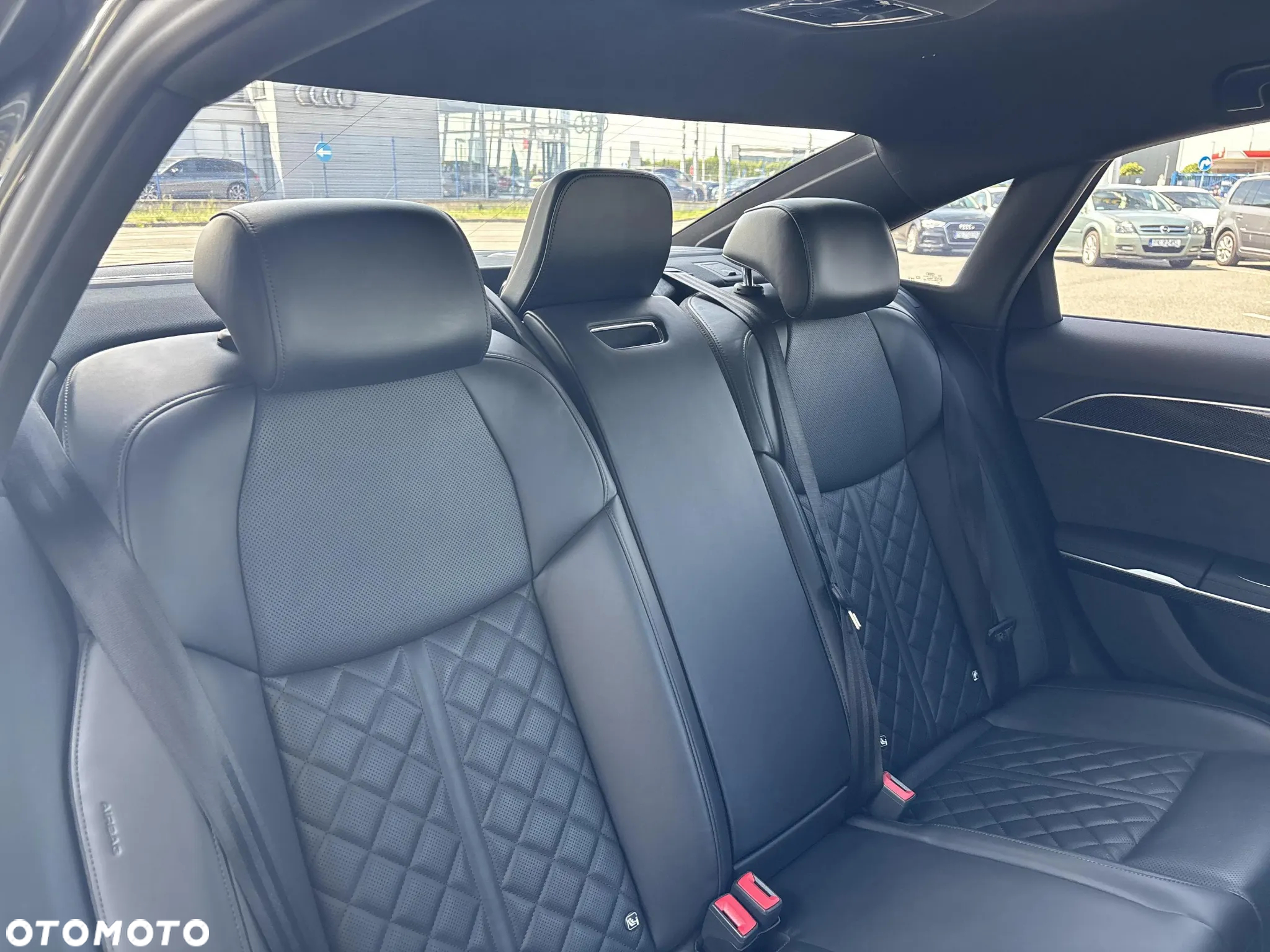 Audi S8 - 15